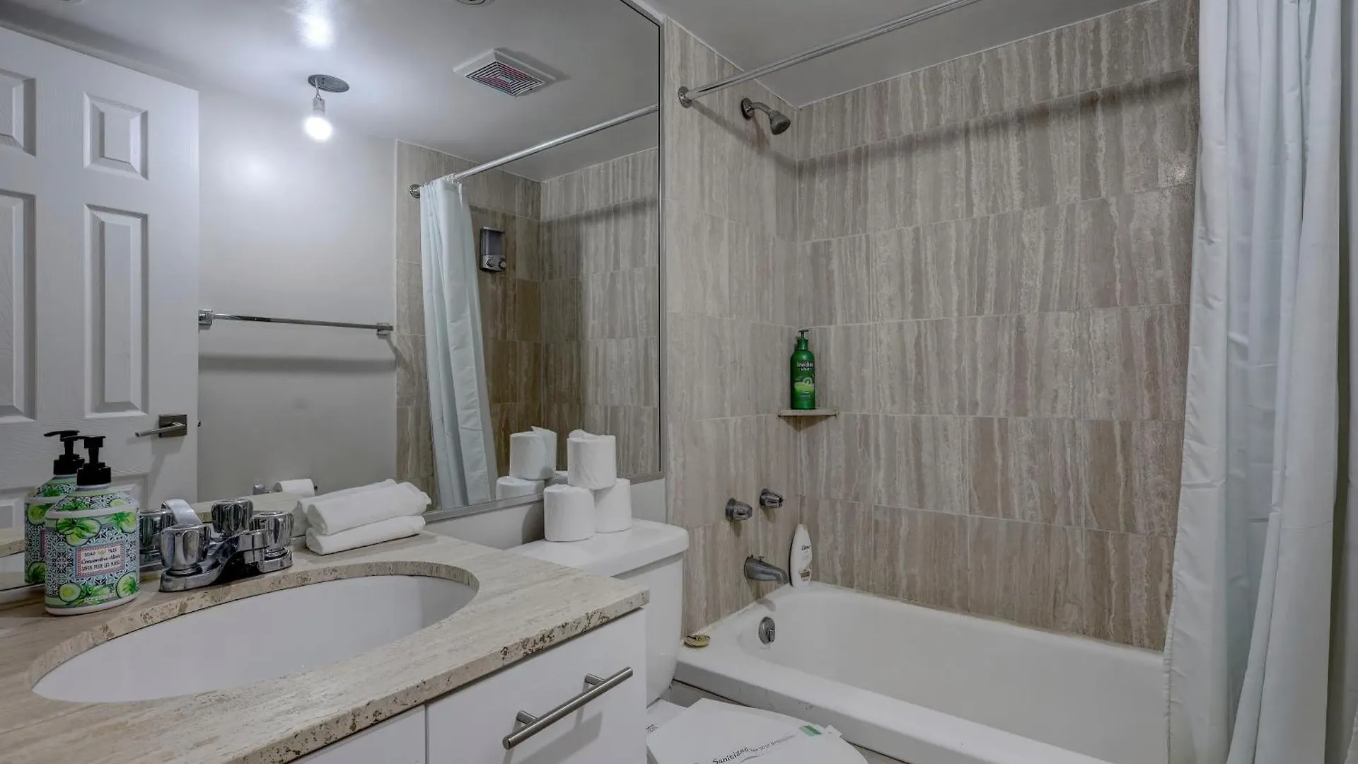 Awesome 1Bedroom Apartment Montreal Downtown Zm3